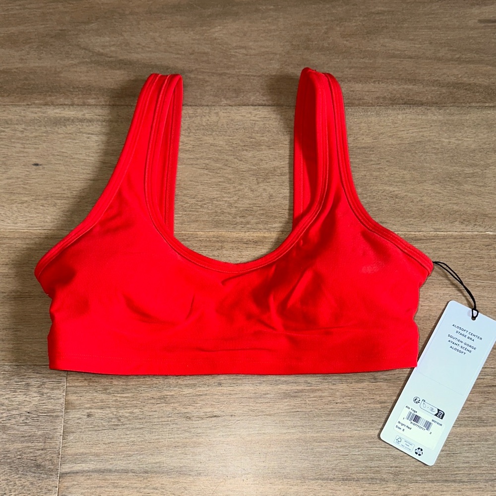 Alo new with tags Alosoft Center Stage Bra Bright red small - Picture 2 of 6